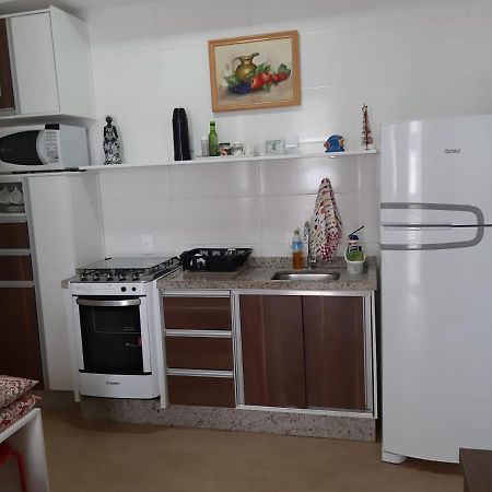 Apartamento Ilha Dos Patos Ingleses Na Beira Do Mar Флорианополис Экстерьер фото