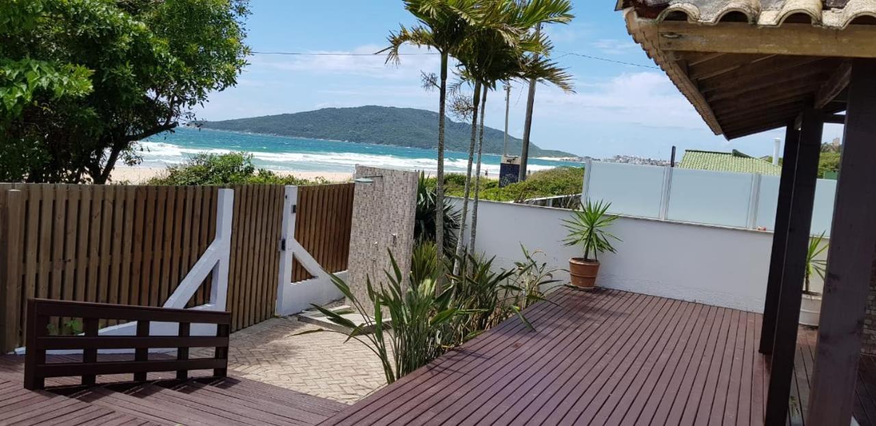 Apartamento Ilha Dos Patos Ingleses Na Beira Do Mar Флорианополис Экстерьер фото